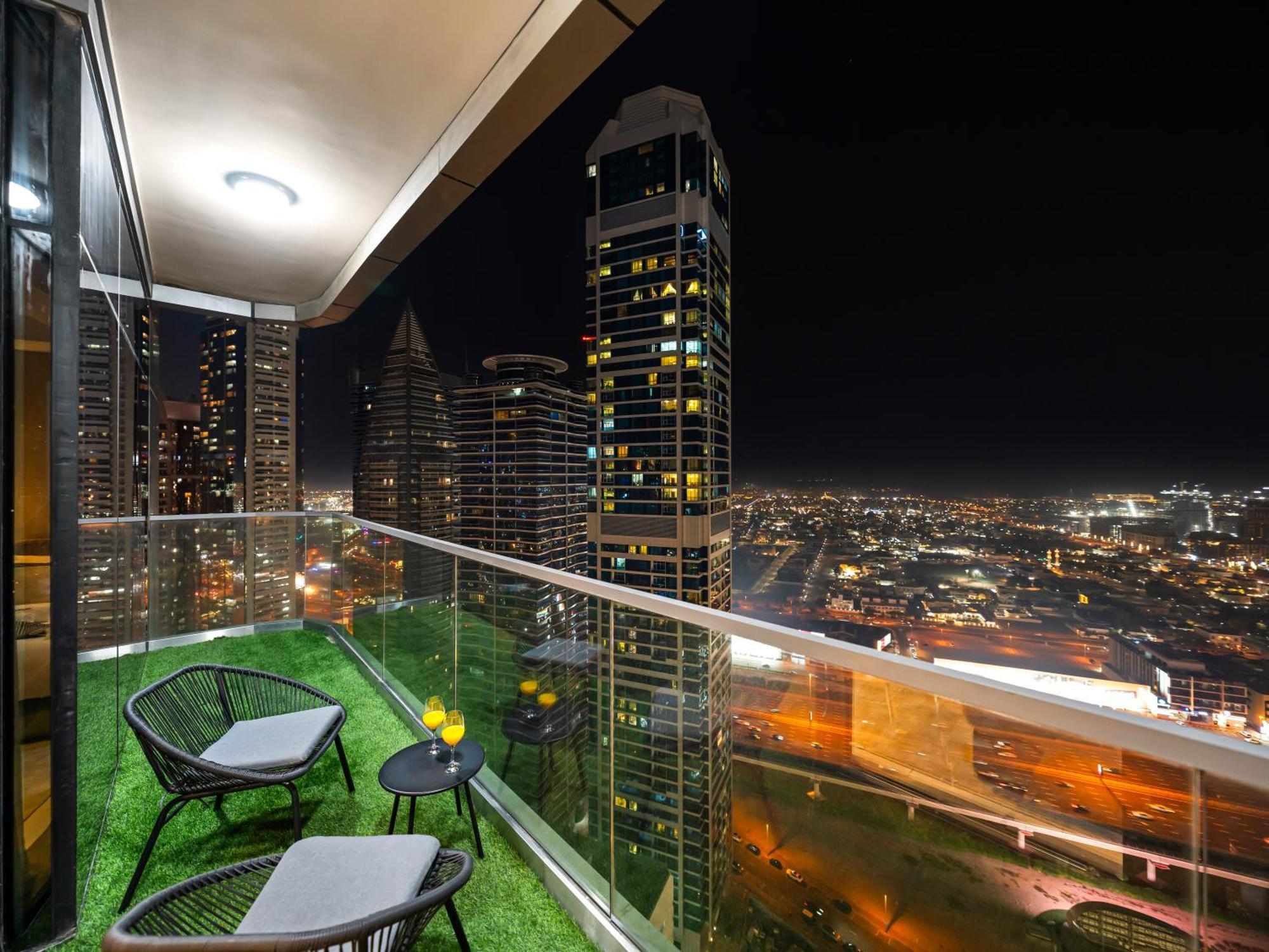 Wonderfulstay At Paramount - Highest Infinity Pool - Burj Khalifa View - Brand New Luxury Dubai